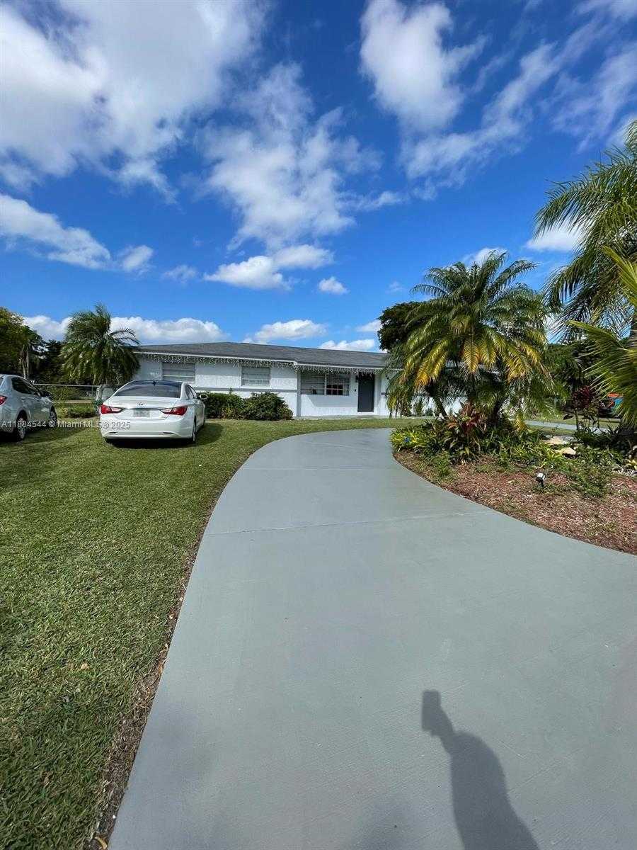 Small Image of 16101 SOUTH WEST 281ST ST, Homestead Number 27