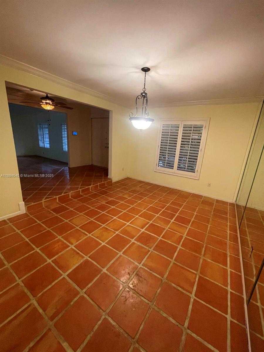 Small Image of 7185 SOUTH WEST 101ST ST, Pinecrest Number 5