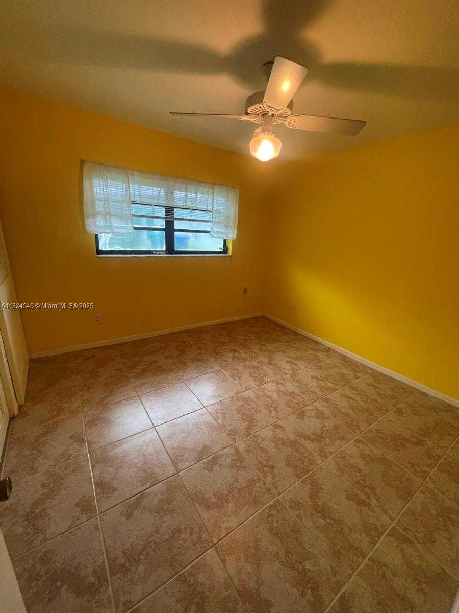 Small Image of 7185 SOUTH WEST 101ST ST, Pinecrest Number 9