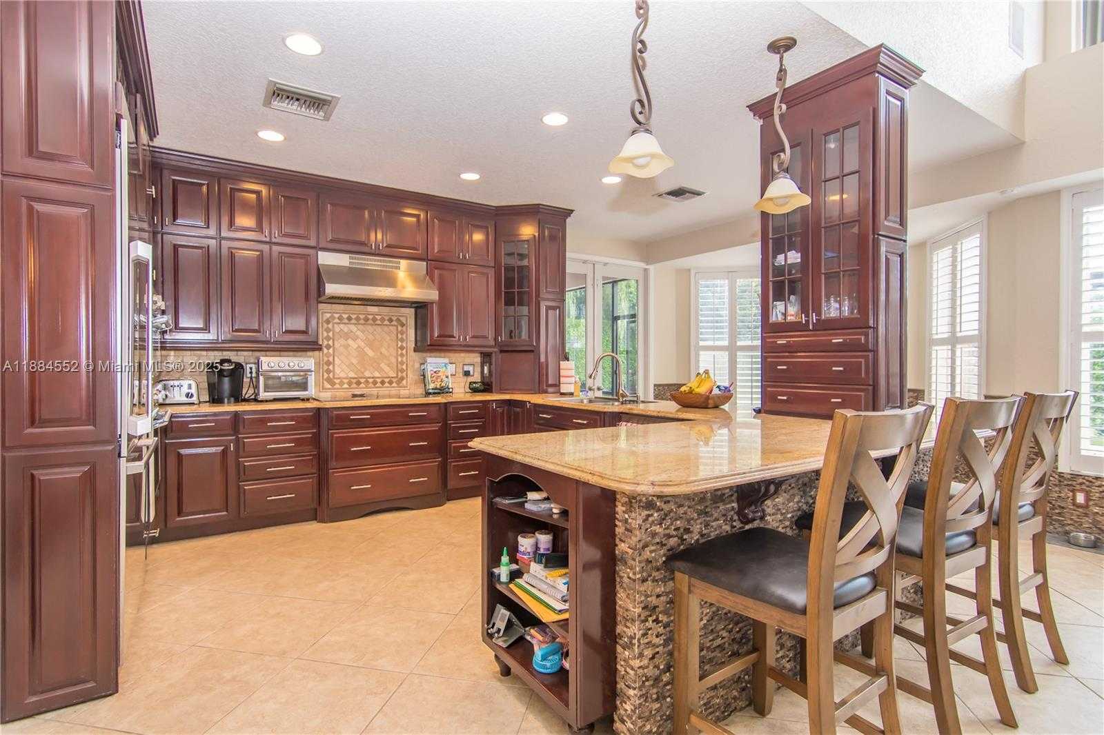 Small Image of 1091 SOUTH WEST 156TH AVE, Pembroke Pines Number 10