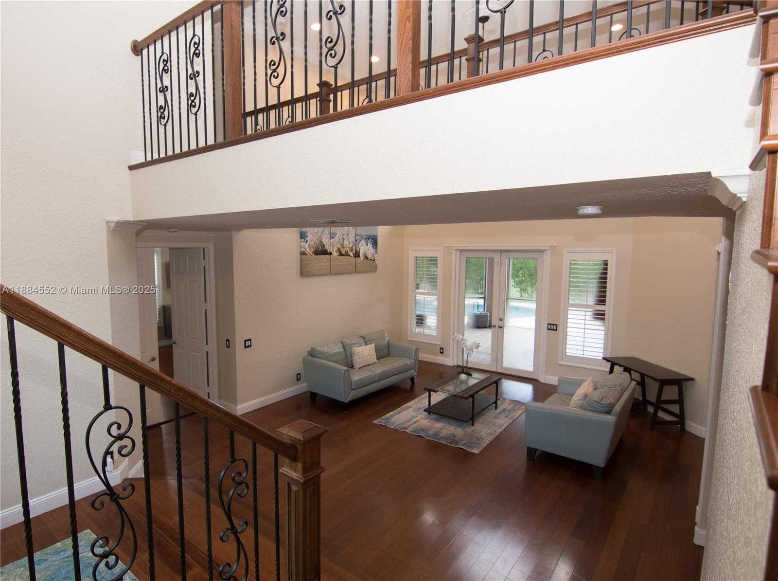 Small Image of 1091 SOUTH WEST 156TH AVE, Pembroke Pines Number 24