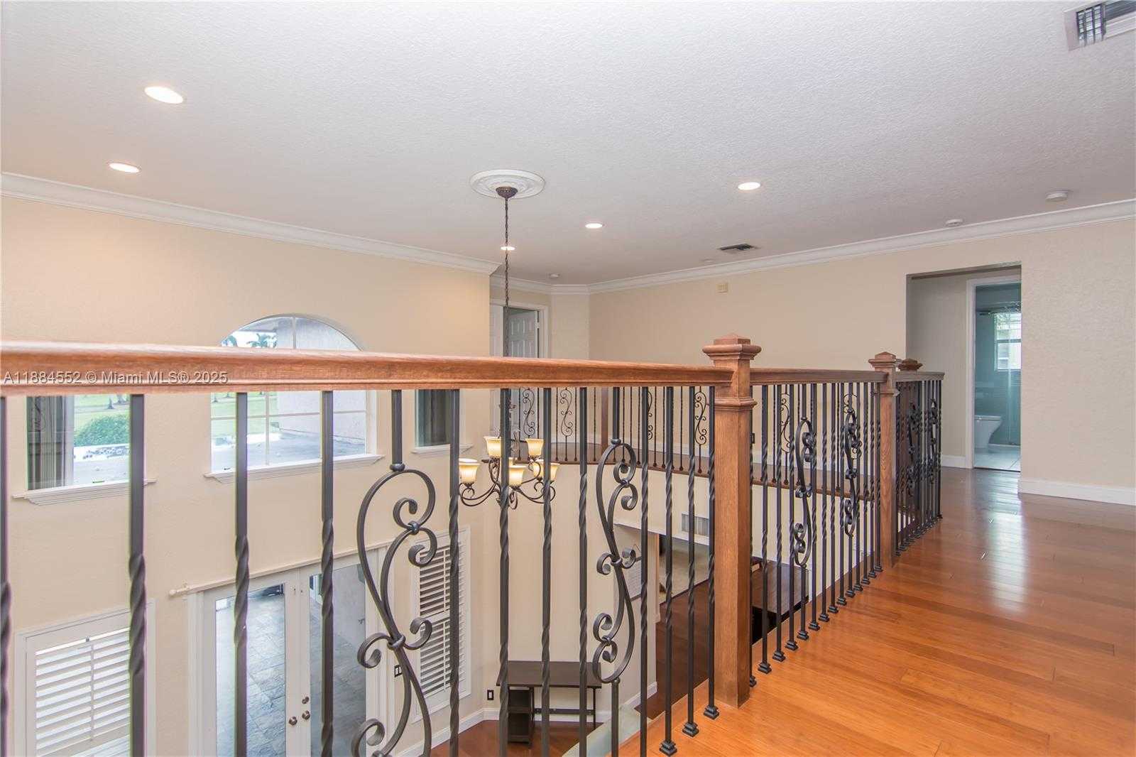 Small Image of 1091 SOUTH WEST 156TH AVE, Pembroke Pines Number 27
