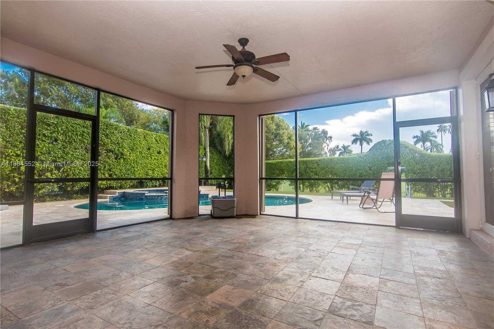 Small Image of 1091 SOUTH WEST 156TH AVE, Pembroke Pines Number 39