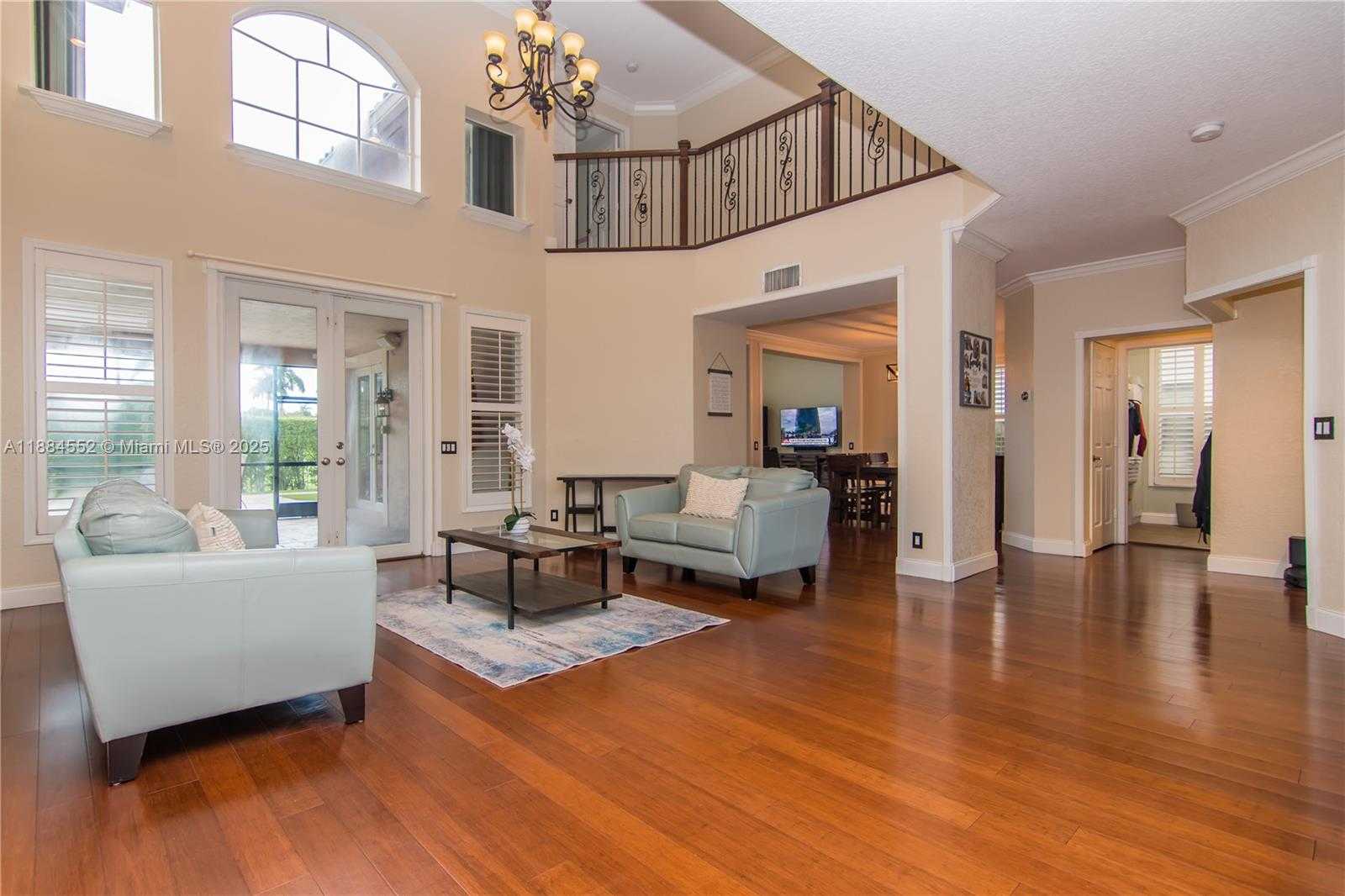 Small Image of 1091 SOUTH WEST 156TH AVE, Pembroke Pines Number 4