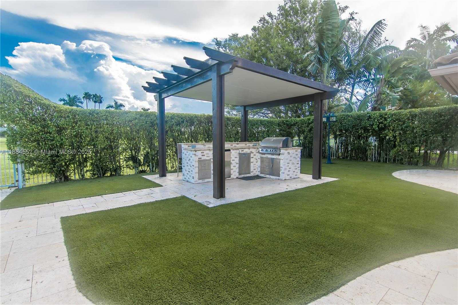 Small Image of 1091 SOUTH WEST 156TH AVE, Pembroke Pines Number 45