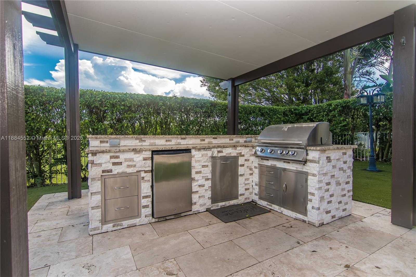 Small Image of 1091 SOUTH WEST 156TH AVE, Pembroke Pines Number 46