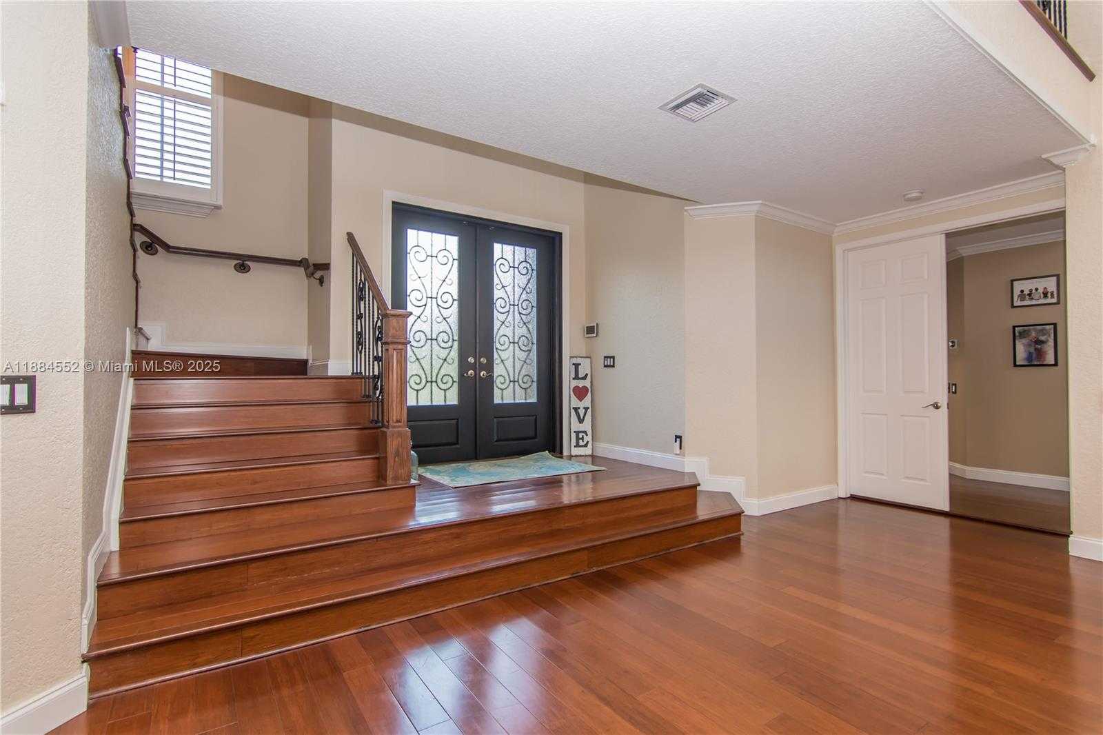 Small Image of 1091 SOUTH WEST 156TH AVE, Pembroke Pines Number 5