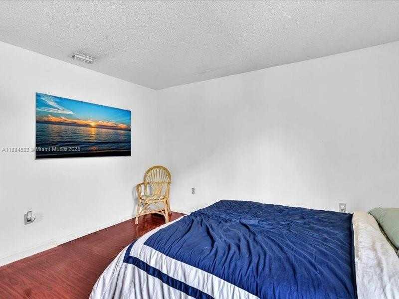 Small Image of 9900 SOUTH WEST 12 ST, Pembroke Pines Number 15