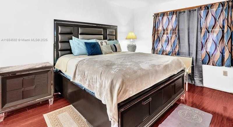 Small Image of 9900 SOUTH WEST 12 ST, Pembroke Pines Number 17