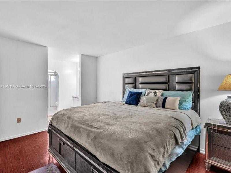 Small Image of 9900 SOUTH WEST 12 ST, Pembroke Pines Number 18