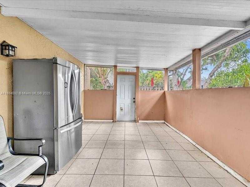Small Image of 9900 SOUTH WEST 12 ST, Pembroke Pines Number 26