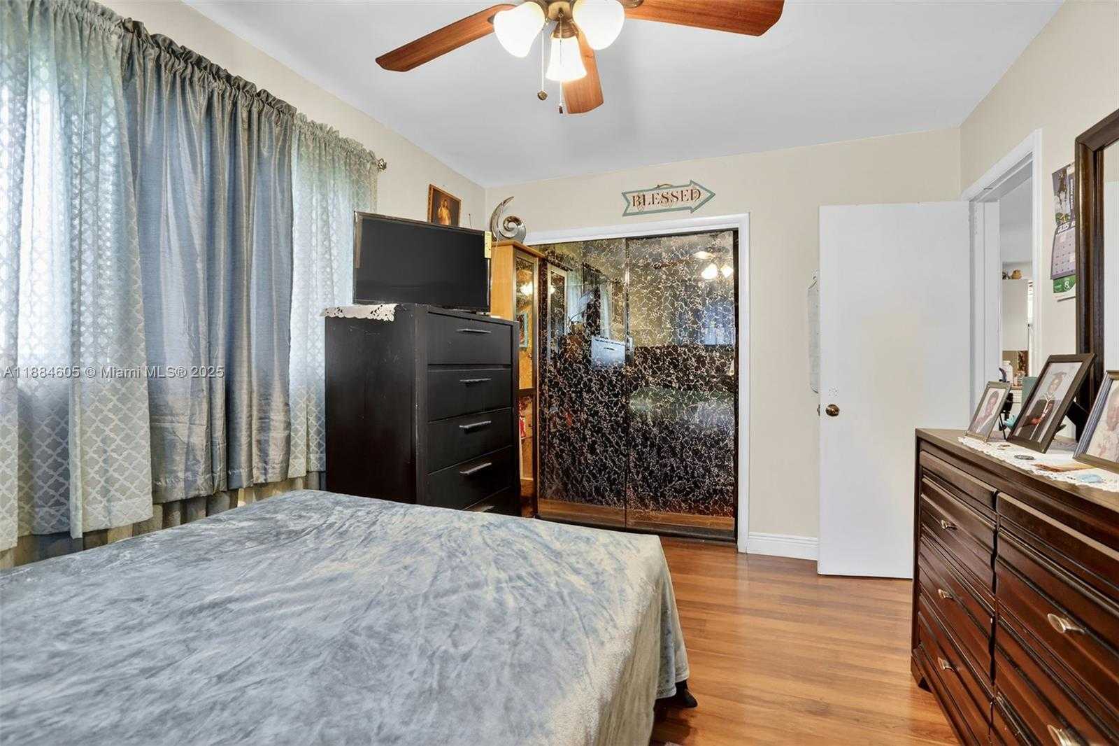 Small Image of 1310 SOUTH WEST 7TH AVE, Deerfield Beach Number 16