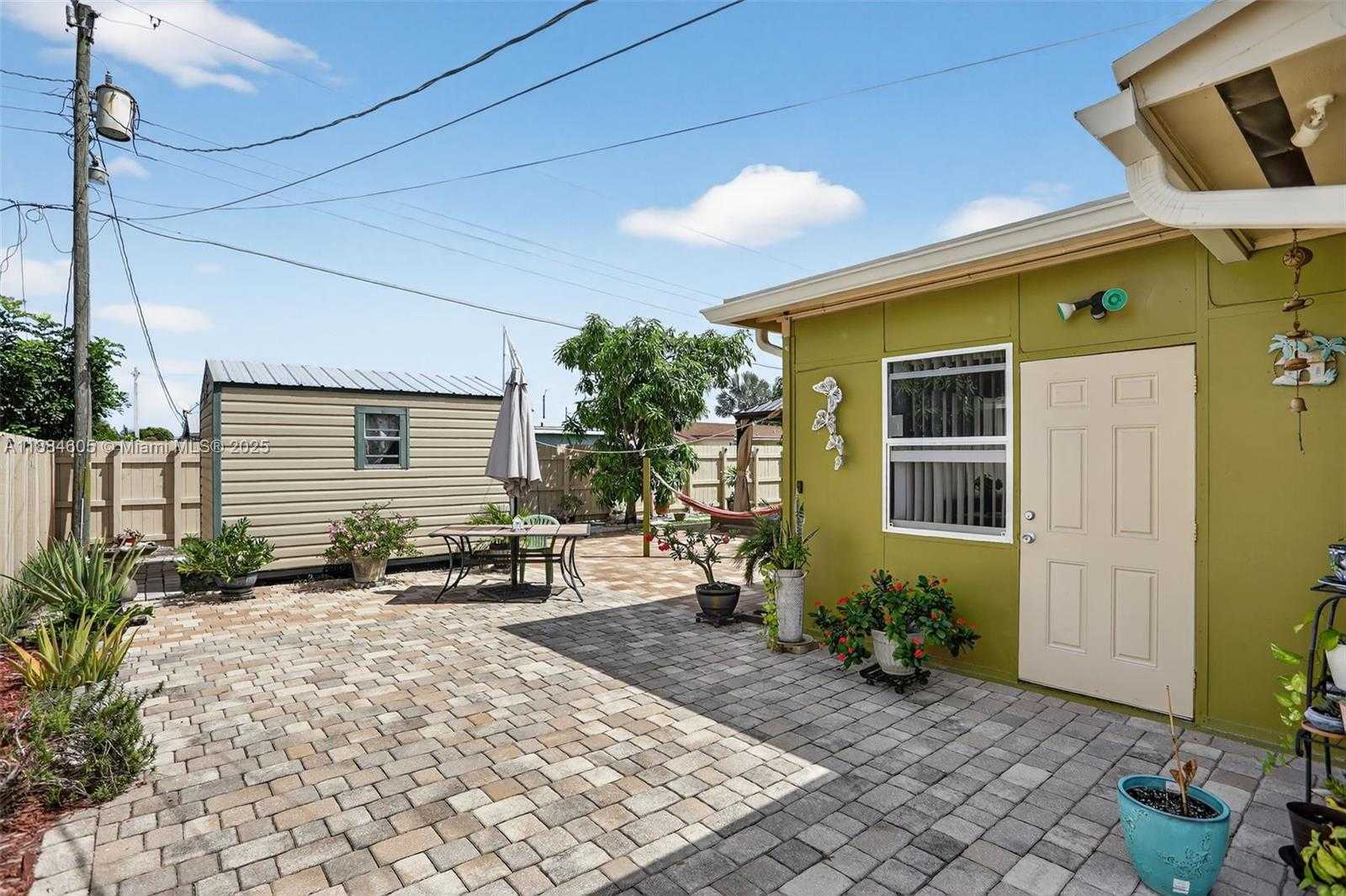 Small Image of 1310 SOUTH WEST 7TH AVE, Deerfield Beach Number 24