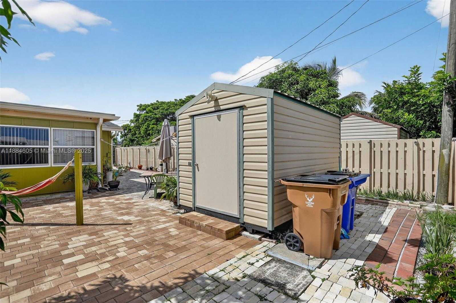 Small Image of 1310 SOUTH WEST 7TH AVE, Deerfield Beach Number 26