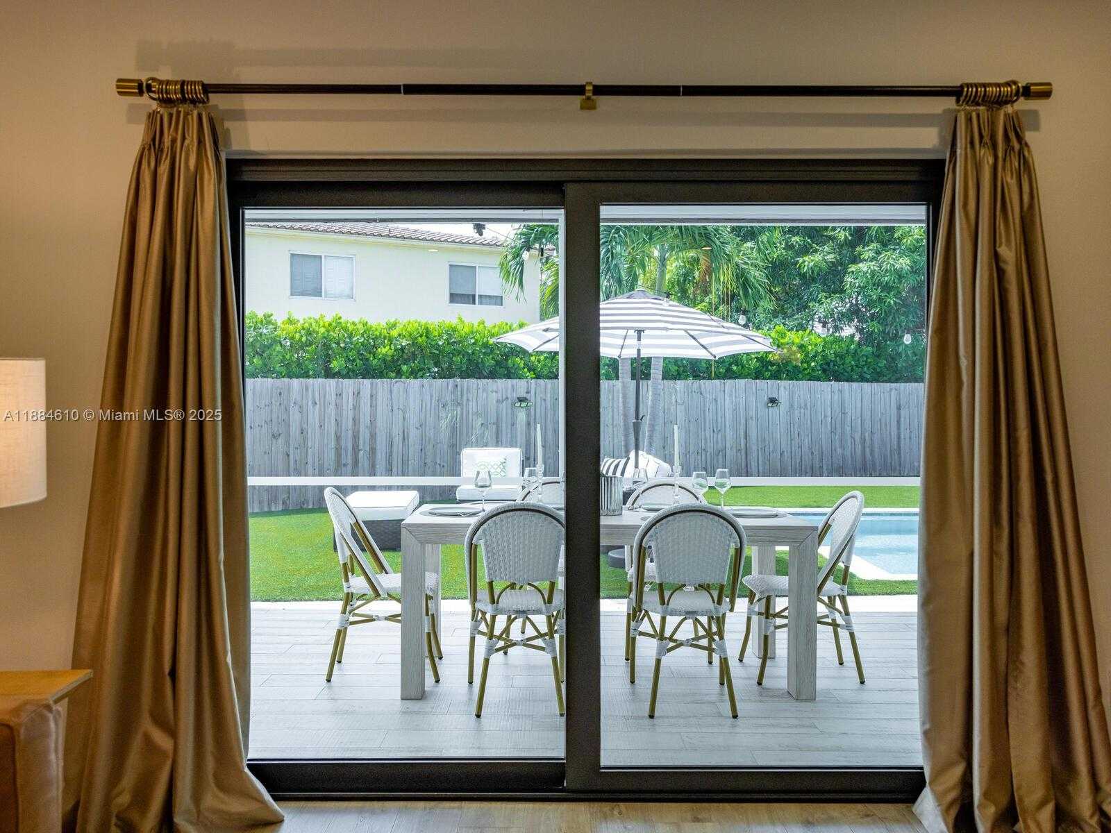 Small Image of 11504 NORTH EAST 6TH AVE, Biscayne Park Number 37