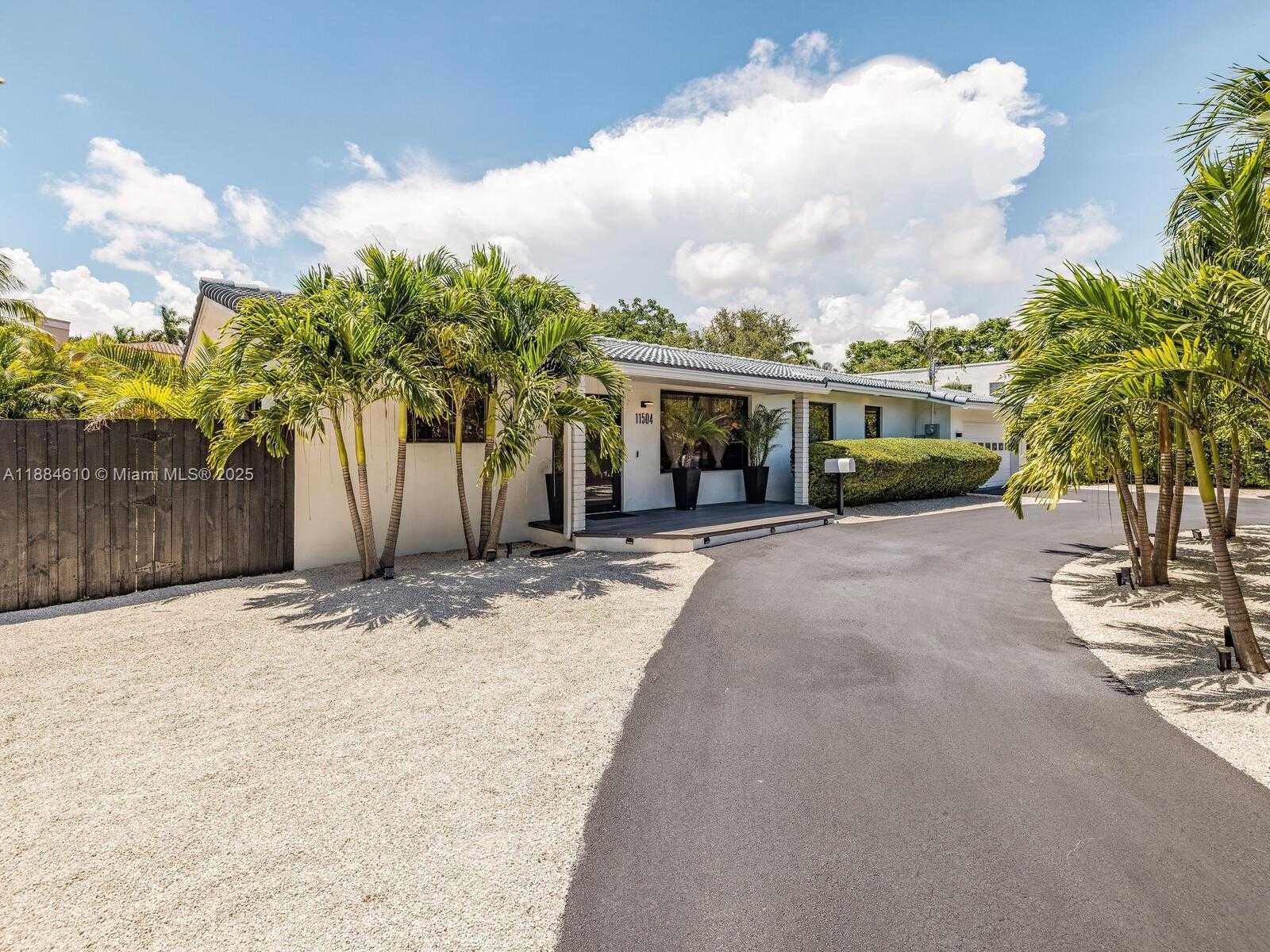 Small Image of 11504 NORTH EAST 6TH AVE, Biscayne Park Number 6