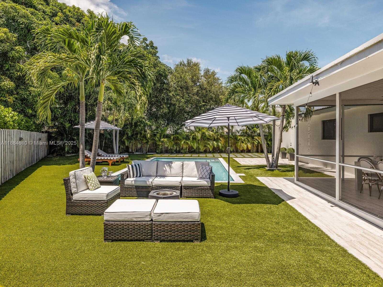 Small Image of 11504 NORTH EAST 6TH AVE, Biscayne Park Number 70