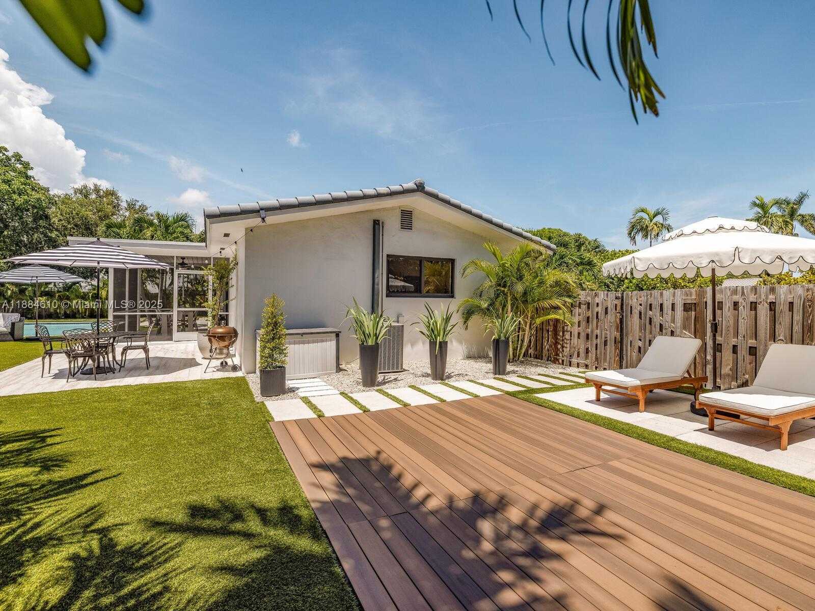 Small Image of 11504 NORTH EAST 6TH AVE, Biscayne Park Number 72