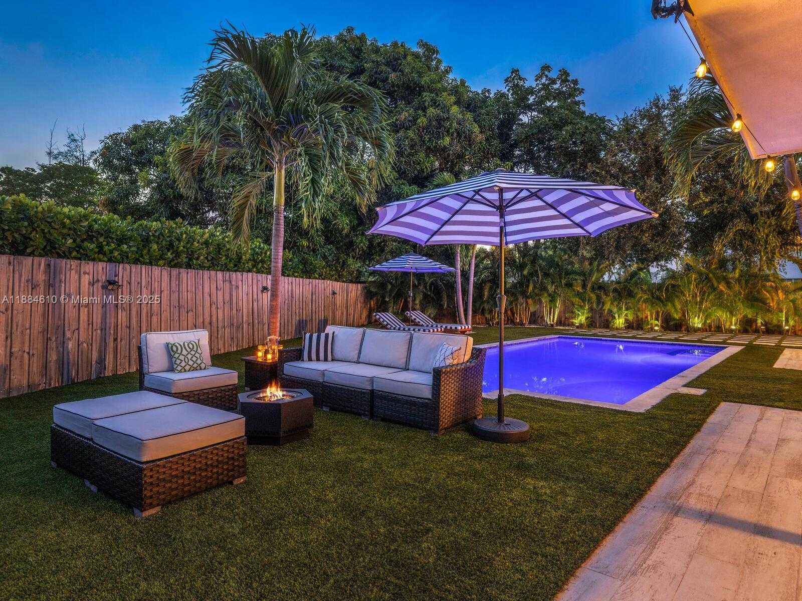 Small Image of 11504 NORTH EAST 6TH AVE, Biscayne Park Number 84