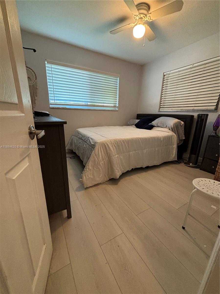 Small Image of 6940 NORTH WEST 17TH ST, Margate Number 12