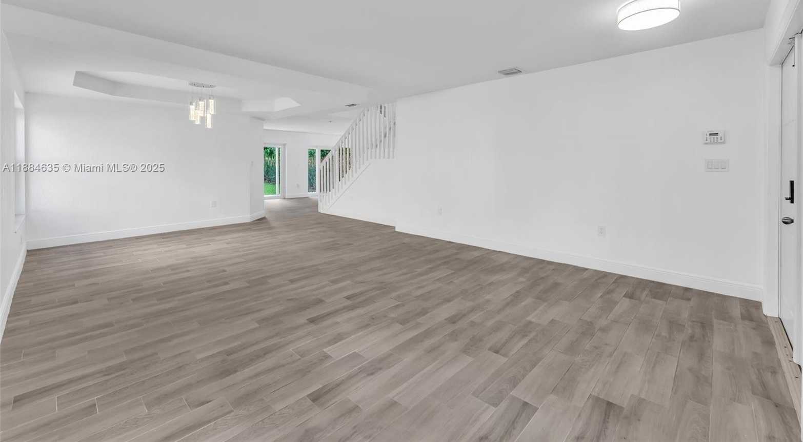 Small Image of 13505 SOUTH WEST 122ND AVE, Miami Number 2