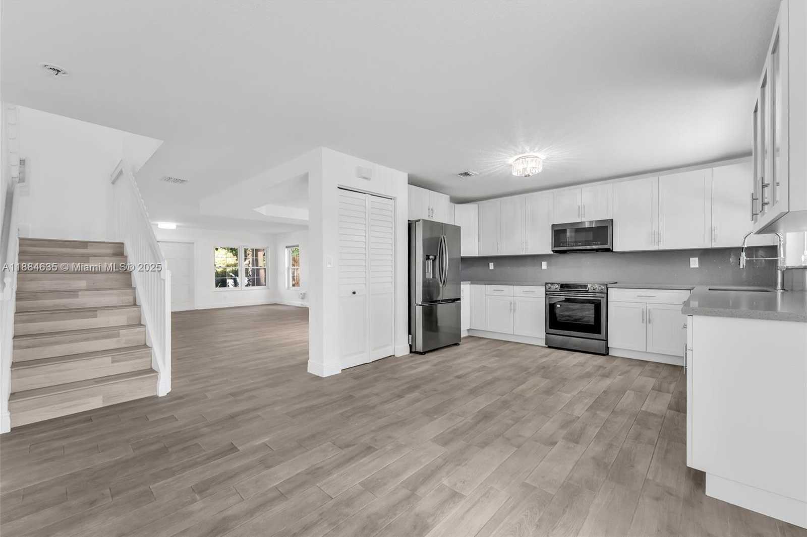 Small Image of 13505 SOUTH WEST 122ND AVE, Miami Number 6