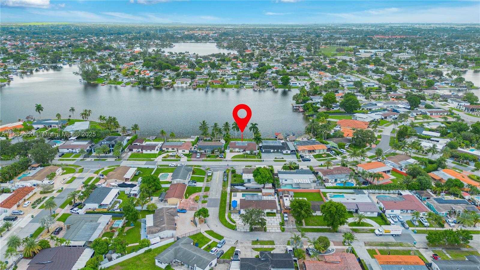 Small Image of 17931 NORTH WEST 85TH AVE, Hialeah Number 41