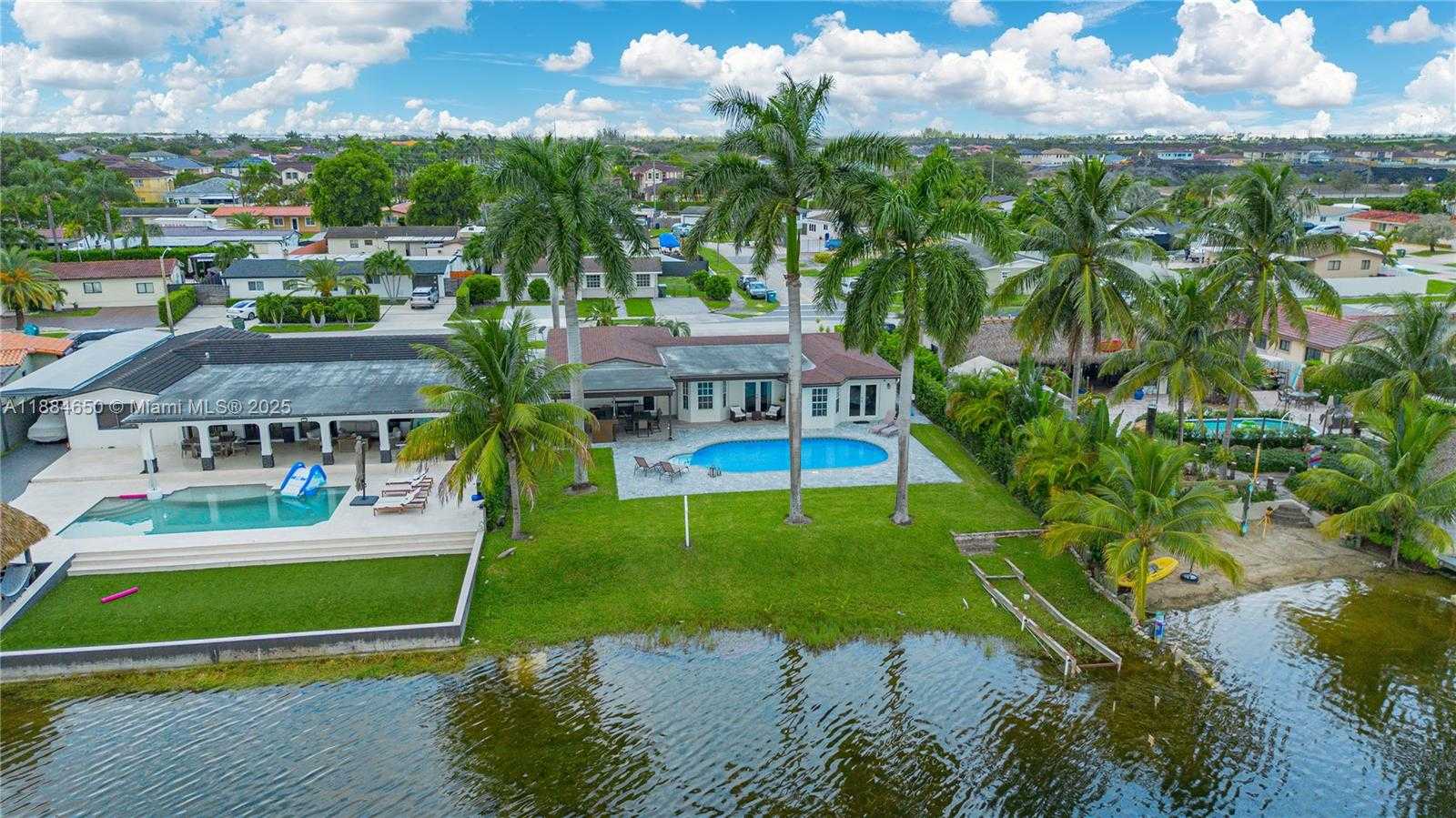 Small Image of 17931 NORTH WEST 85TH AVE, Hialeah Number 43