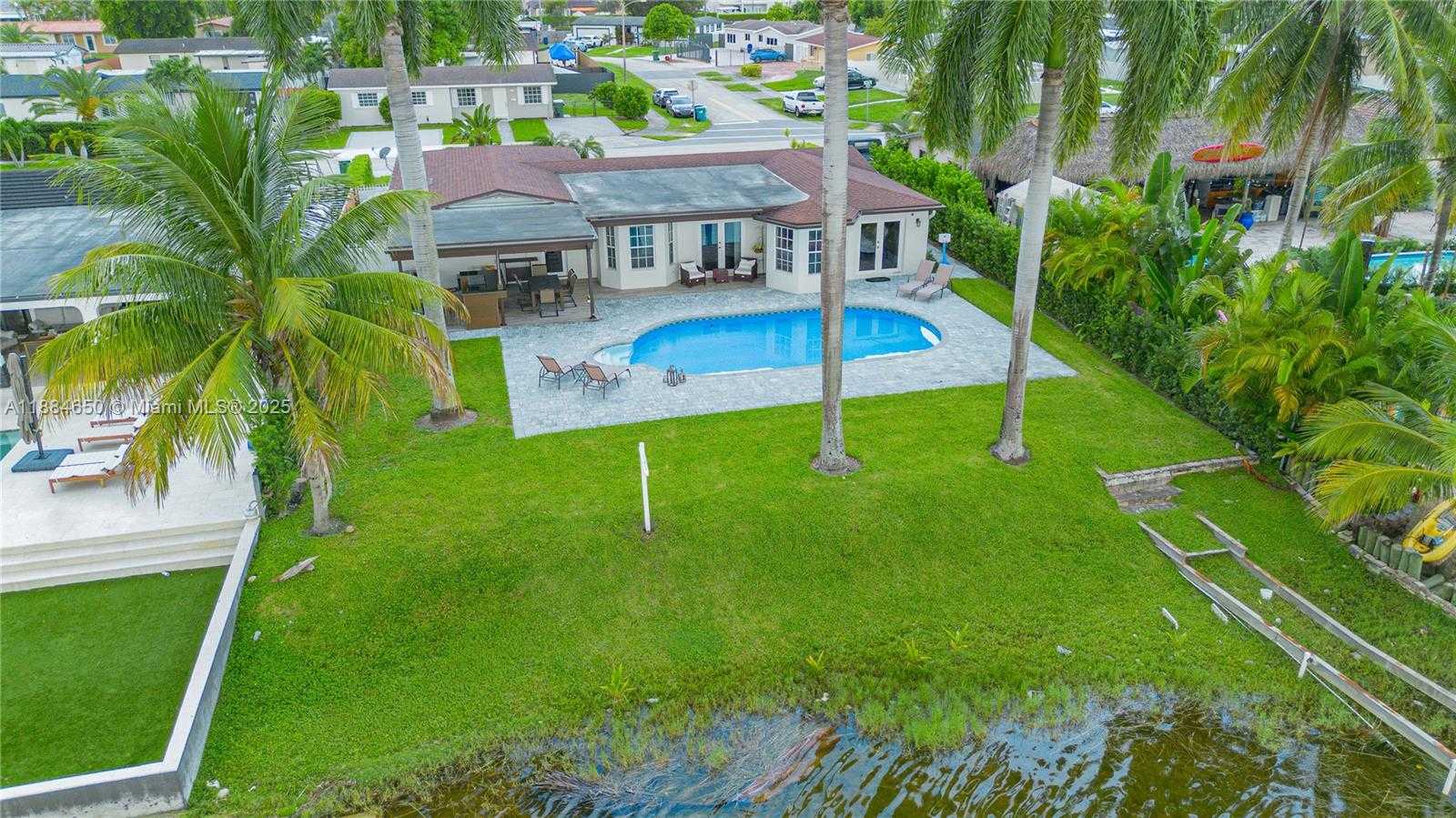 Small Image of 17931 NORTH WEST 85TH AVE, Hialeah Number 45
