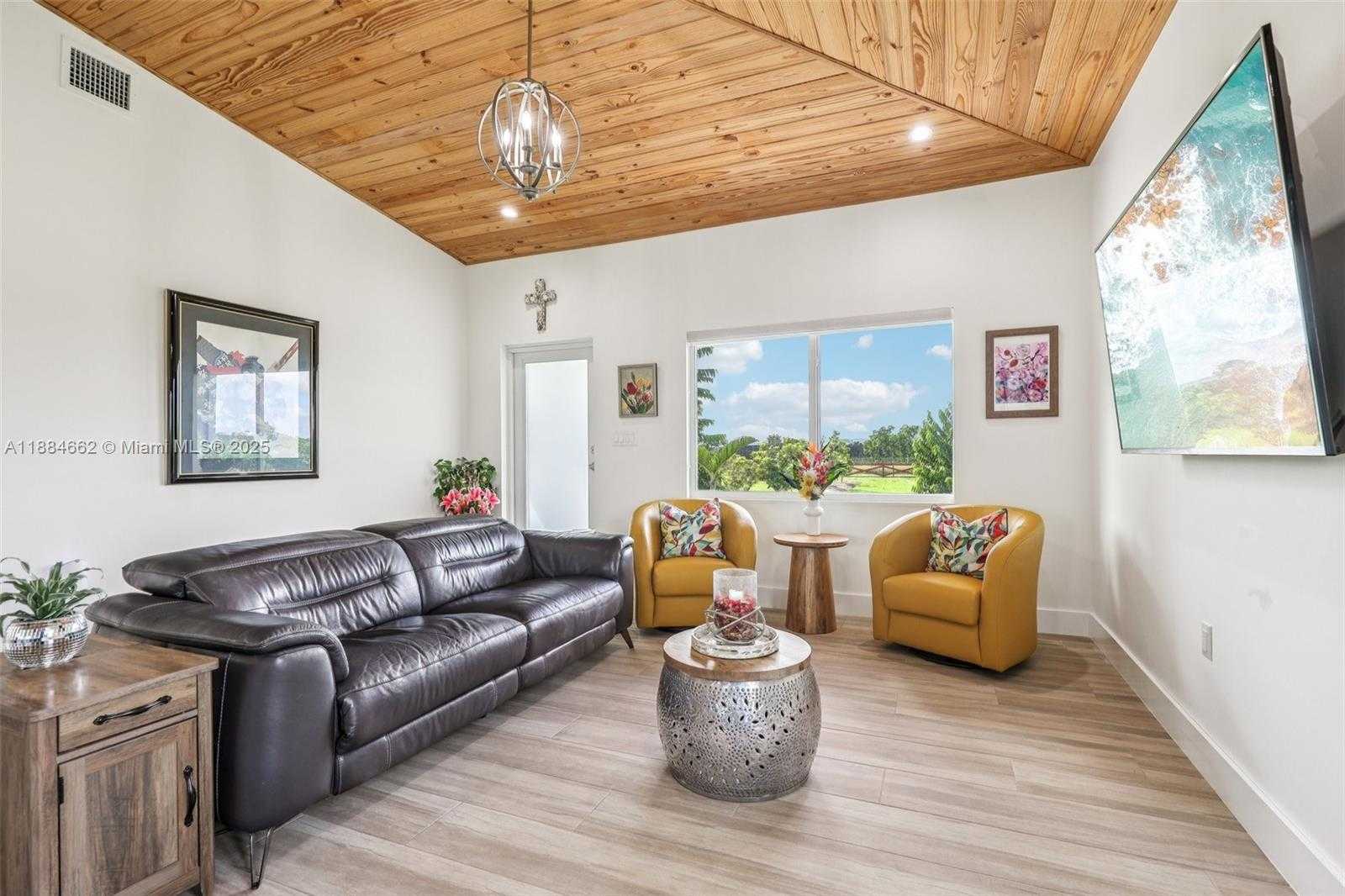 Small Image of 22555 SOUTH WEST 264TH ST, Homestead Number 10