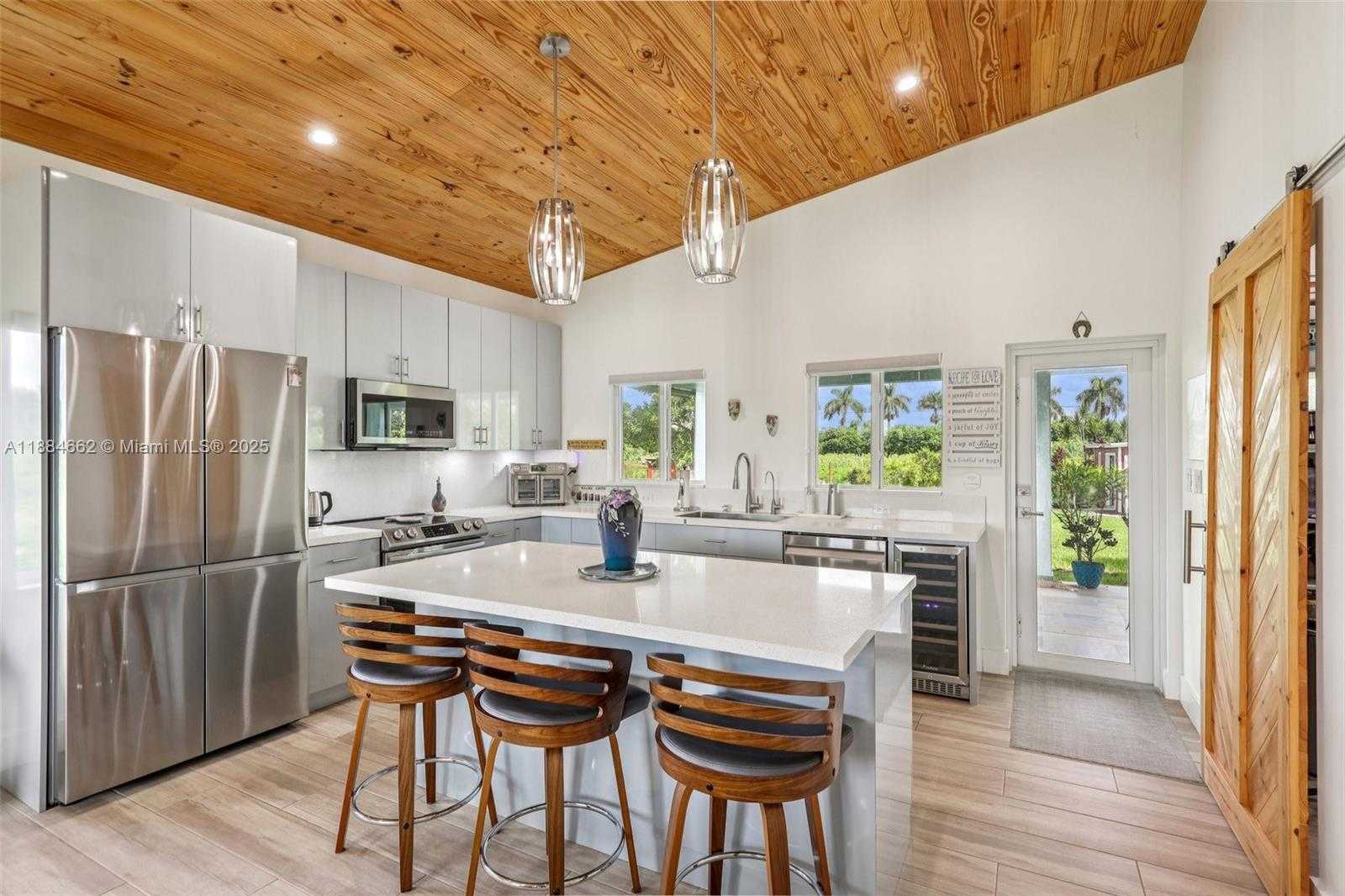 Small Image of 22555 SOUTH WEST 264TH ST, Homestead Number 14