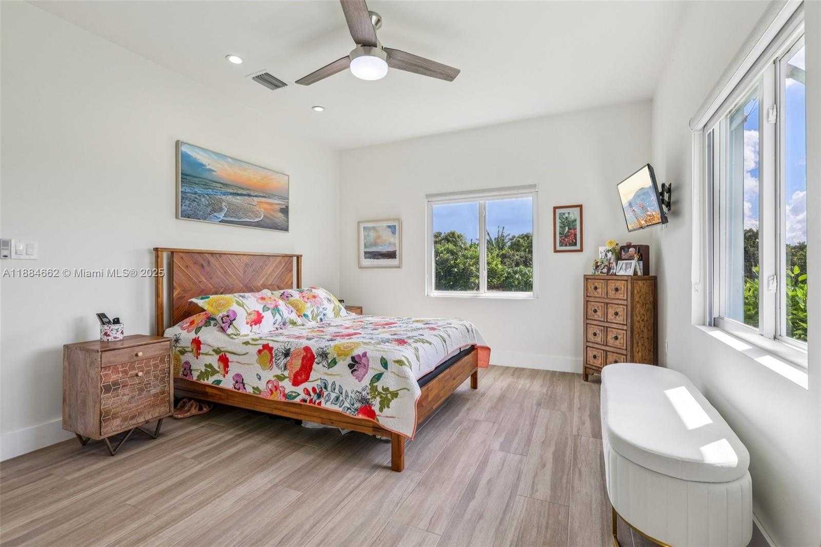 Small Image of 22555 SOUTH WEST 264TH ST, Homestead Number 30