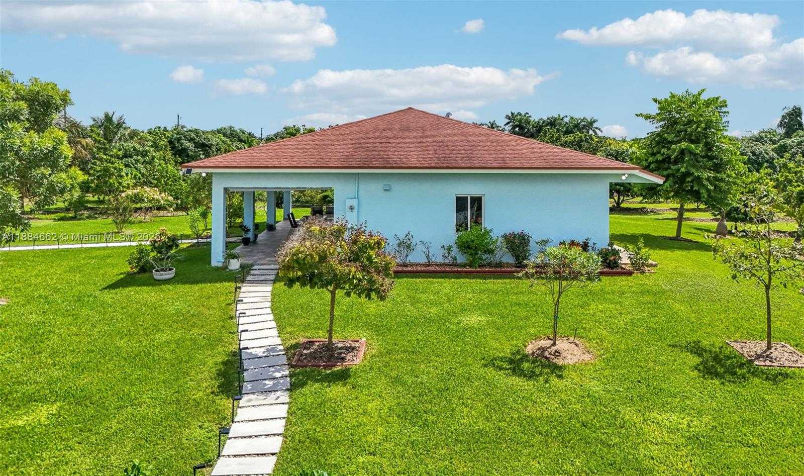 Small Image of 22555 SOUTH WEST 264TH ST, Homestead Number 48