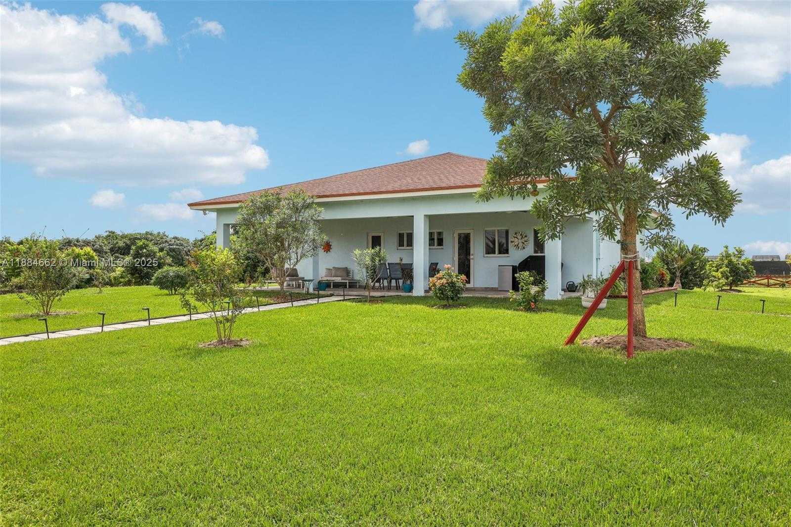 Small Image of 22555 SOUTH WEST 264TH ST, Homestead Number 5