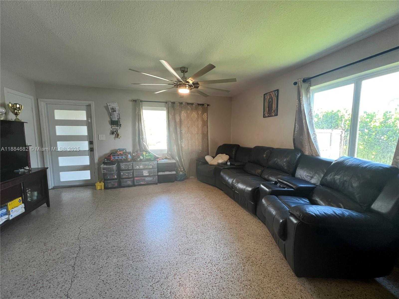 Small Image of 30001 SOUTH WEST 149TH CT, Homestead Number 2