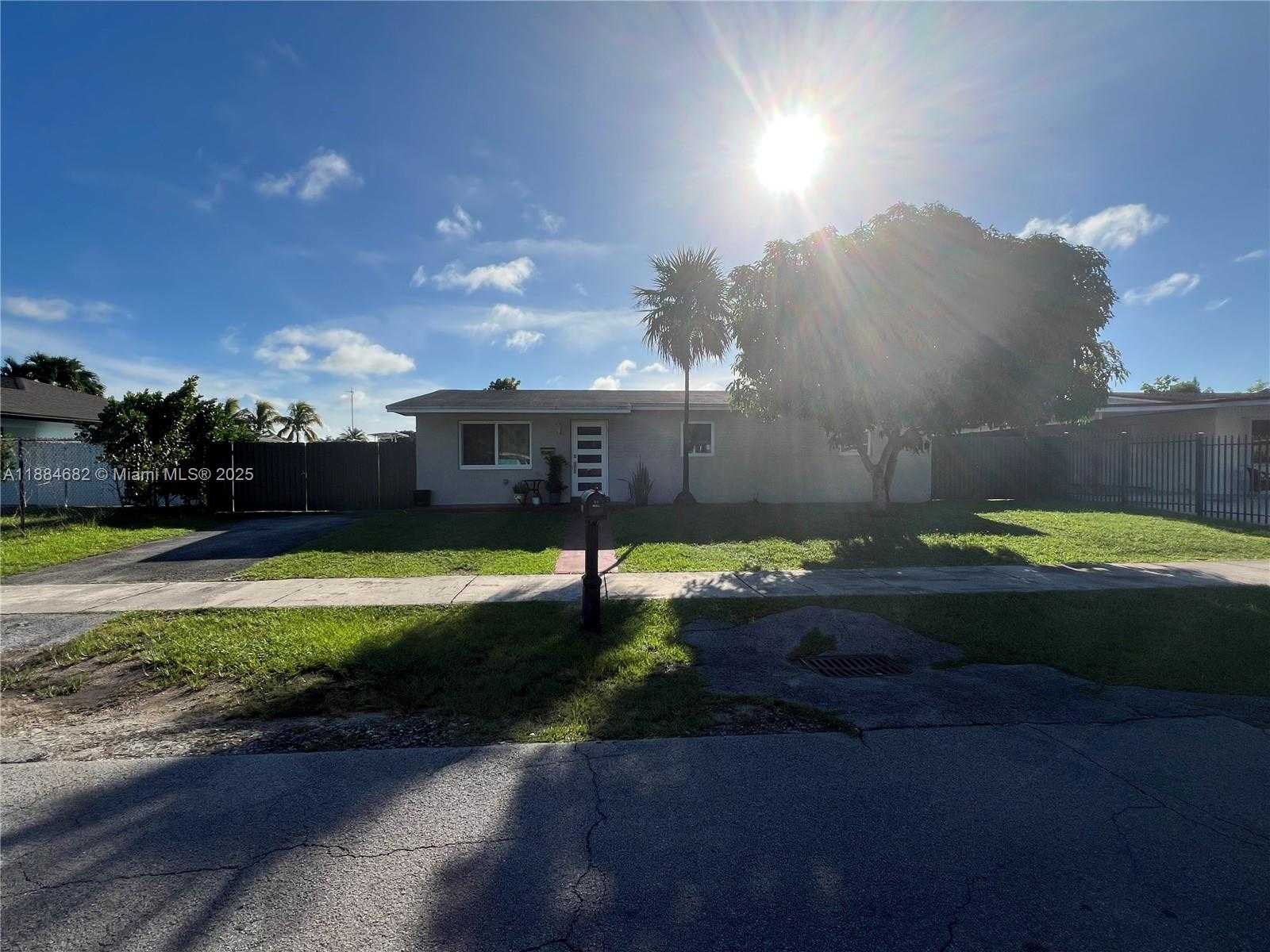Small Image of 30001 SOUTH WEST 149TH CT, Homestead Number 9