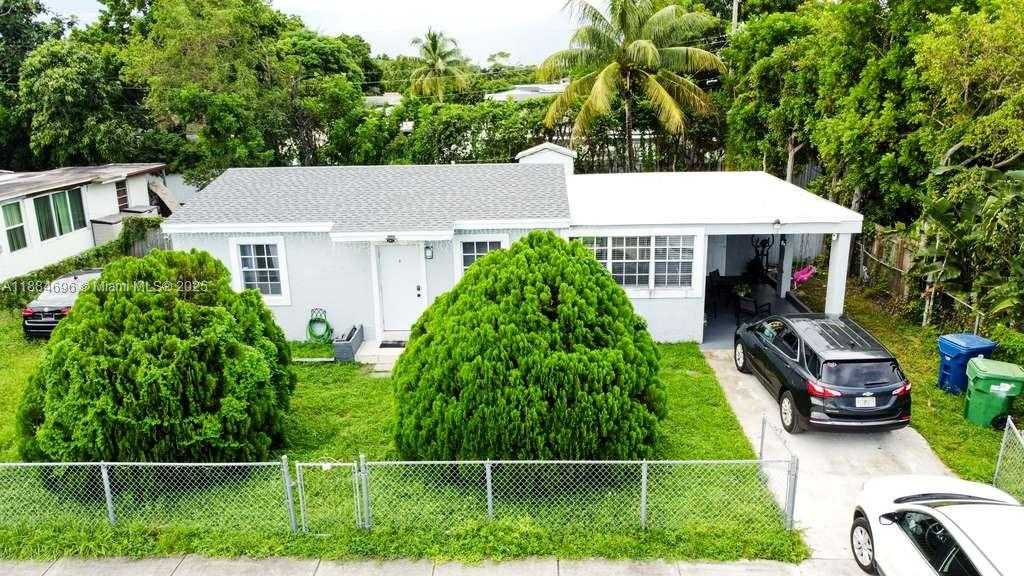 Small Image of 18040 NORTH WEST 2ND CT, Miami Gardens Number 27