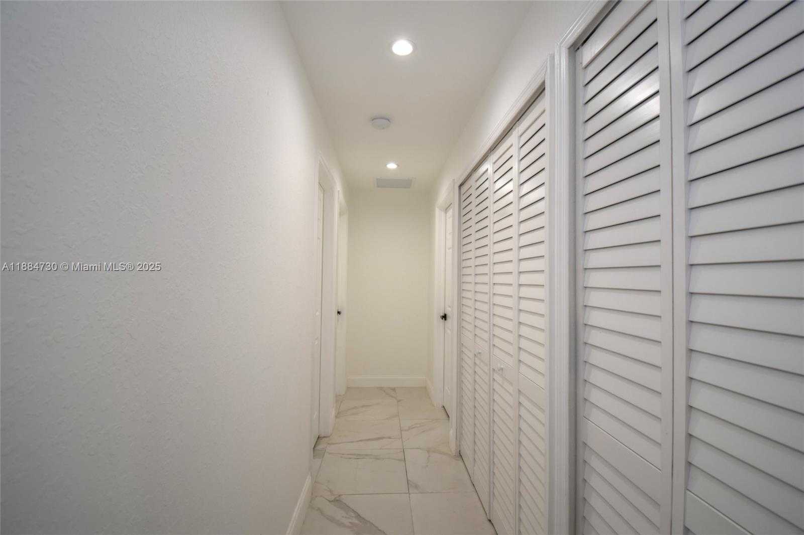 Small Image of 830 NORTH WEST 19TH TER, Fort Lauderdale Number 11
