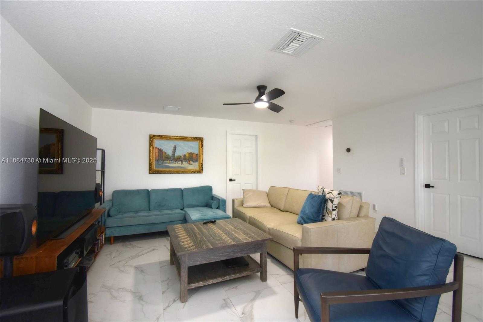 Small Image of 830 NORTH WEST 19TH TER, Fort Lauderdale Number 4