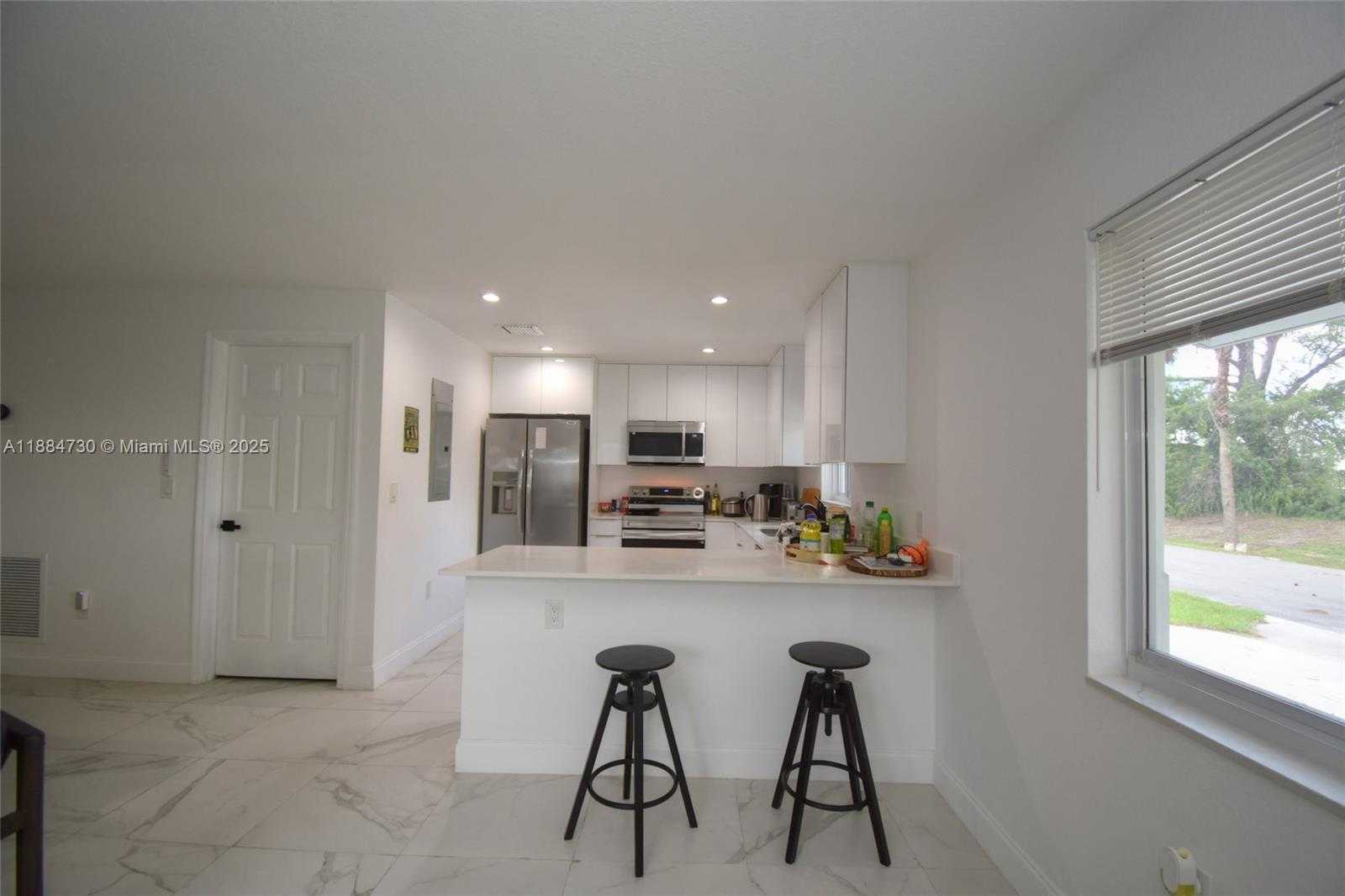 Small Image of 830 NORTH WEST 19TH TER, Fort Lauderdale Number 7