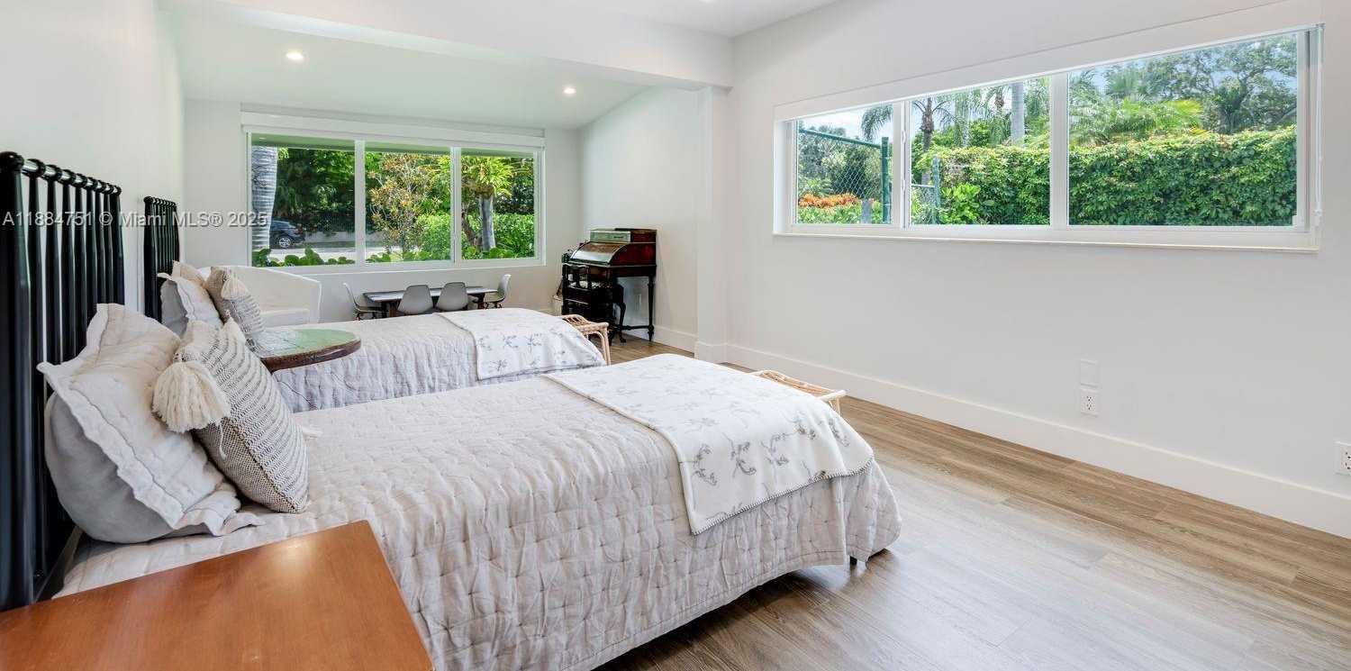 Small Image of 6140 SOUTH WEST 121ST ST, Pinecrest Number 40