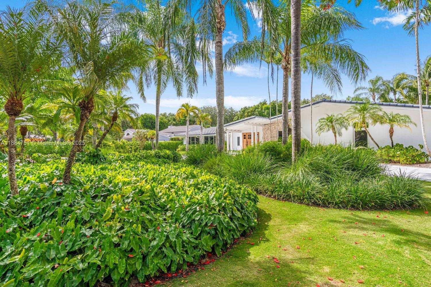 Small Image of 6140 SOUTH WEST 121ST ST, Pinecrest Number 61