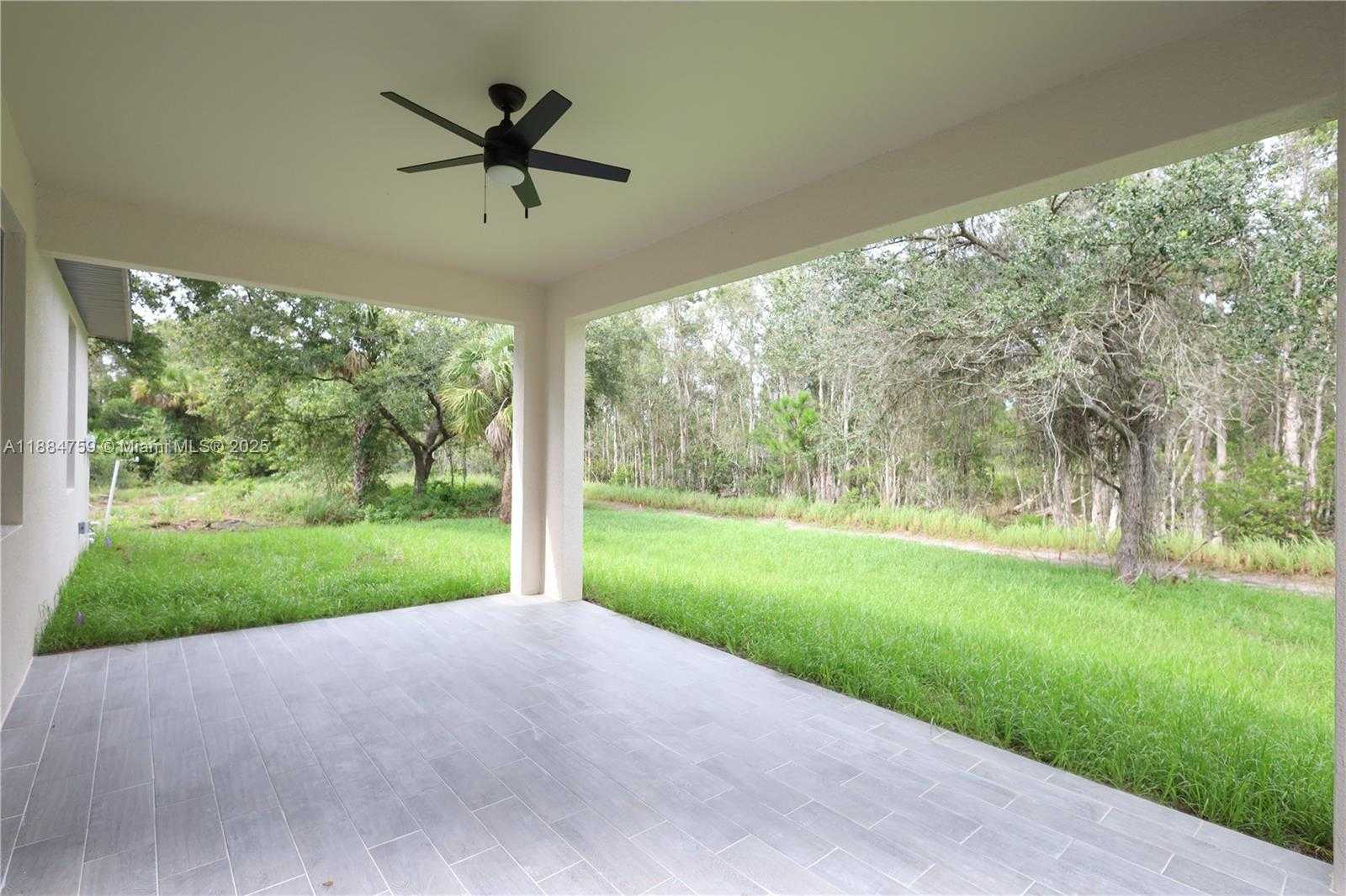 Small Image of 607 PELEE AVE, Lehigh Acres Number 29