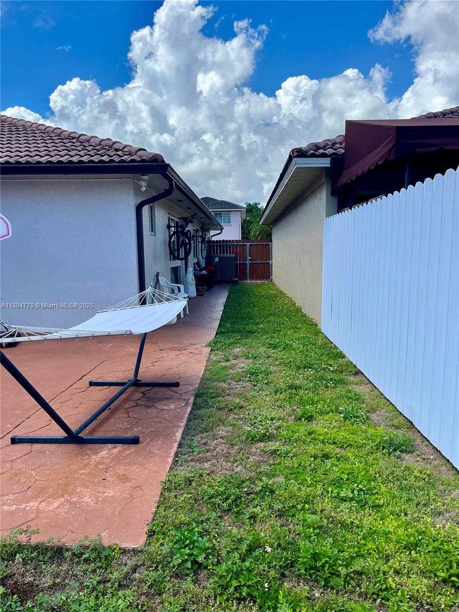 Small Image of Cutler Bay Number 6