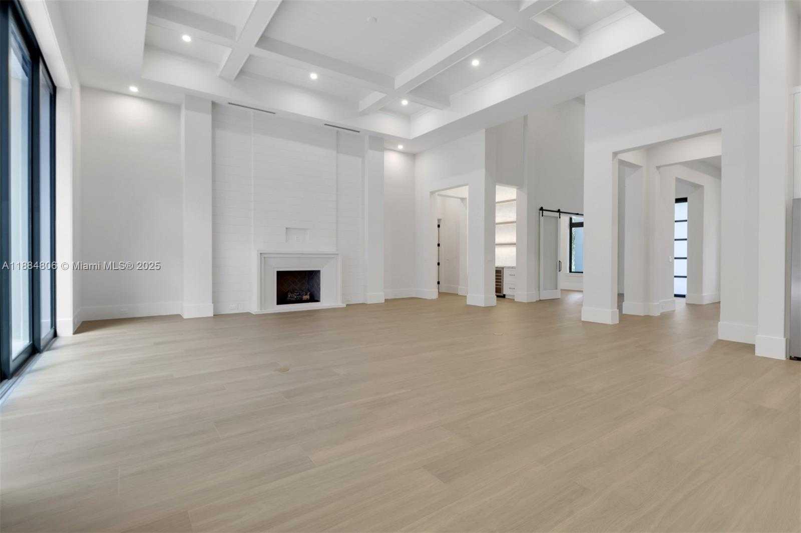 Small Image of 5174 SYCAMORE DR, Naples Number 11