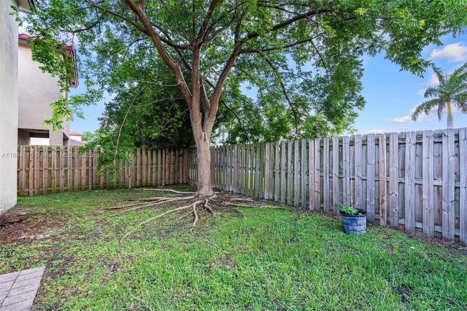 Small Image of 158 NORTH EAST 23RD TER, Homestead Number 30