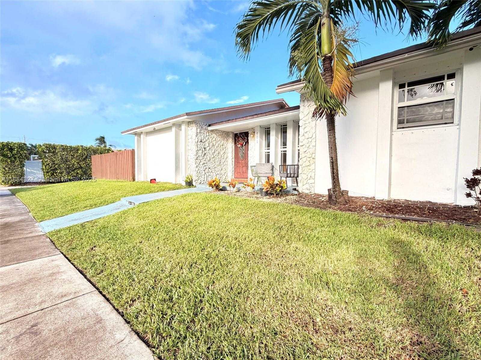 Small Image of 401 SOUTH EAST 5TH ST, Dania Beach Number 3
