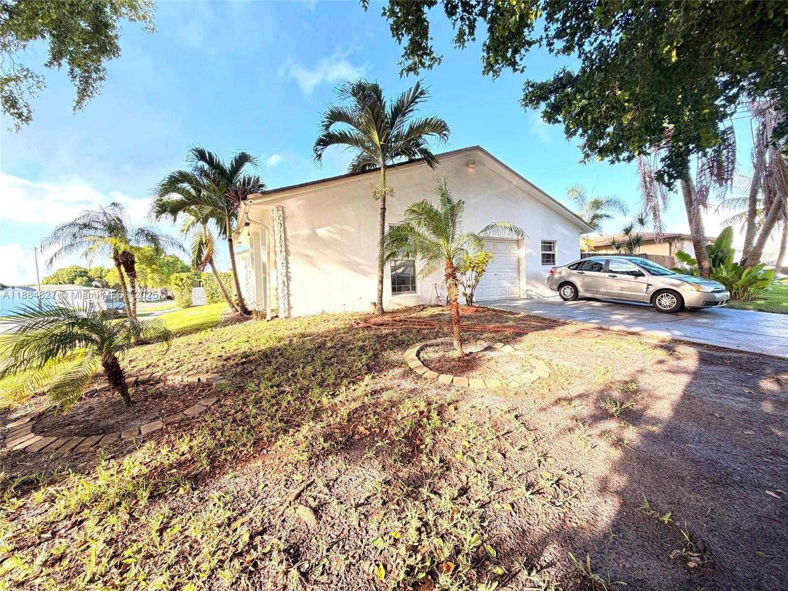 Small Image of 401 SOUTH EAST 5TH ST, Dania Beach Number 4