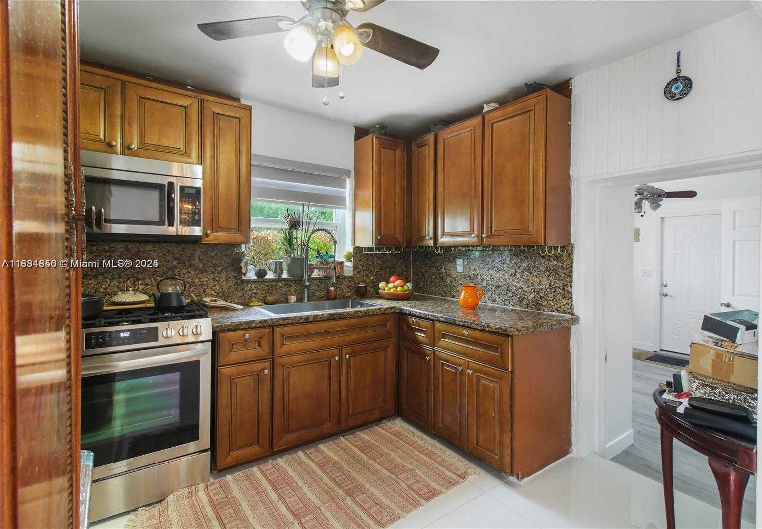 Small Image of 15745 SOUTH WEST 303RD TER, Homestead Number 11
