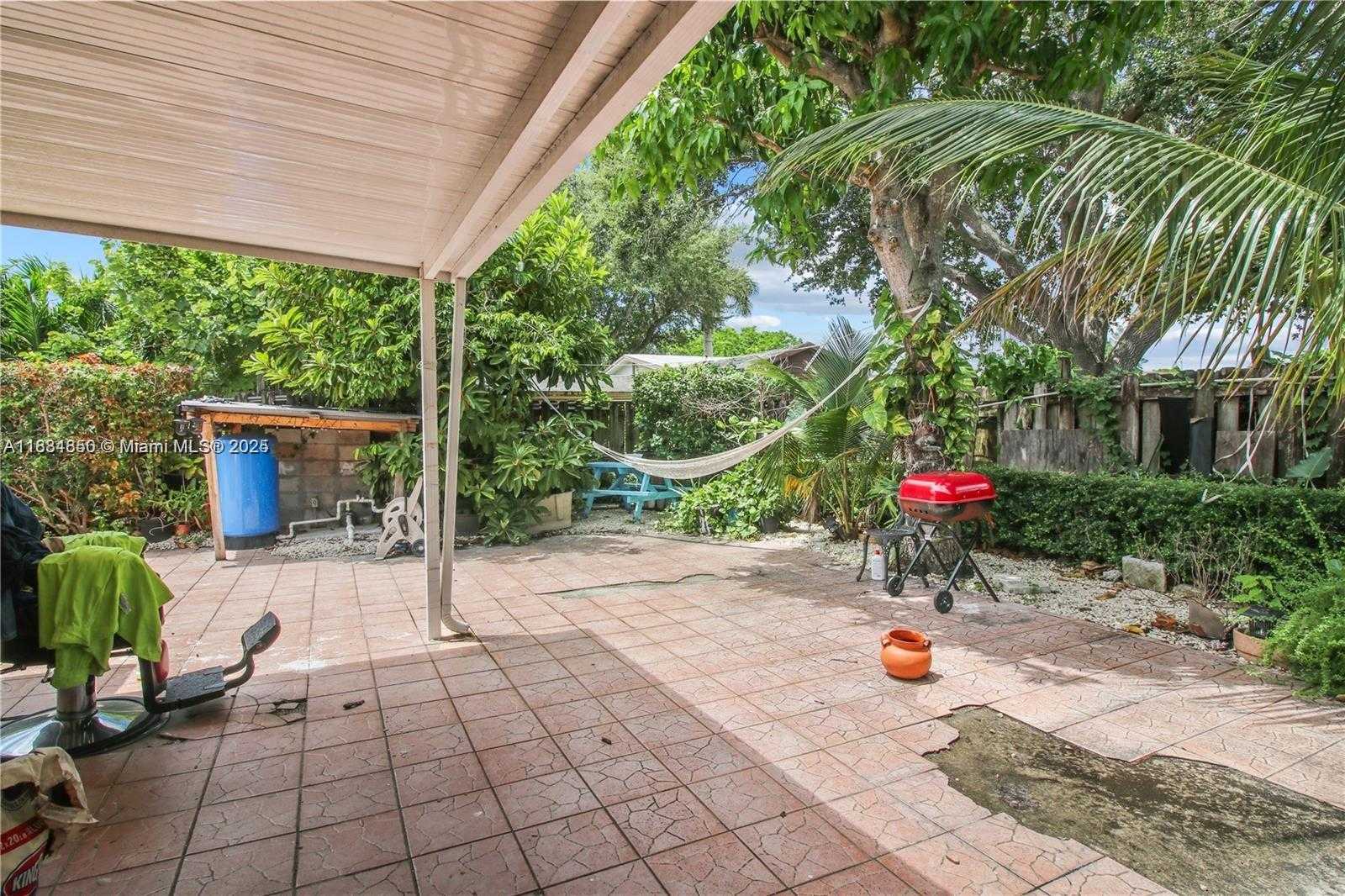 Small Image of 15745 SOUTH WEST 303RD TER, Homestead Number 16